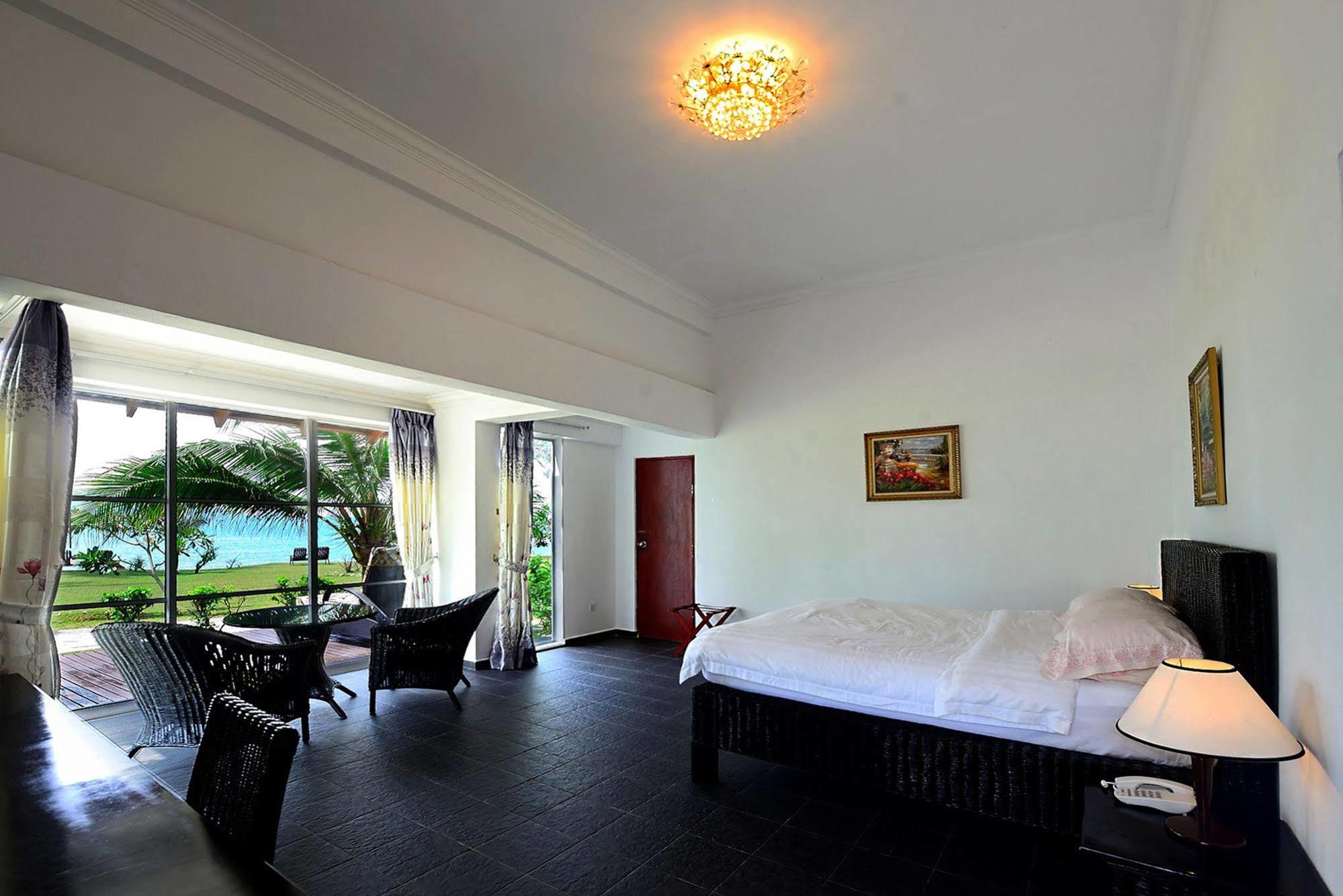 Sari Pacifica Resort & Spa, Sibu Island, Johor Pulau Sibu Exterior foto